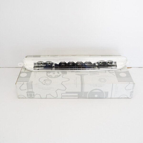 A2189062100 - NEW MERCEDES BENZ CLS C218 REAR FOG LIGHT A2189062100 ORIGINAL