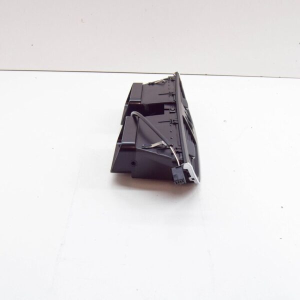 A21983000549116 - MB CLS C219 Instrument Panel Center Nozzle A21983000549116 NEW GENUINE