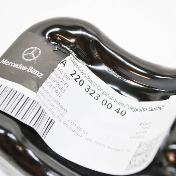 A2203230040 - Mercedes-Benz S W220 Front Stabilizer Mount A2203230040 NEW ORIGINAL