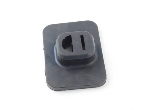 A2205040012 - NEW MERCEDES-BENZ S W220 RADIATOT BOTTOM RUBBER BUSHING A2205040012 ORIGINAL