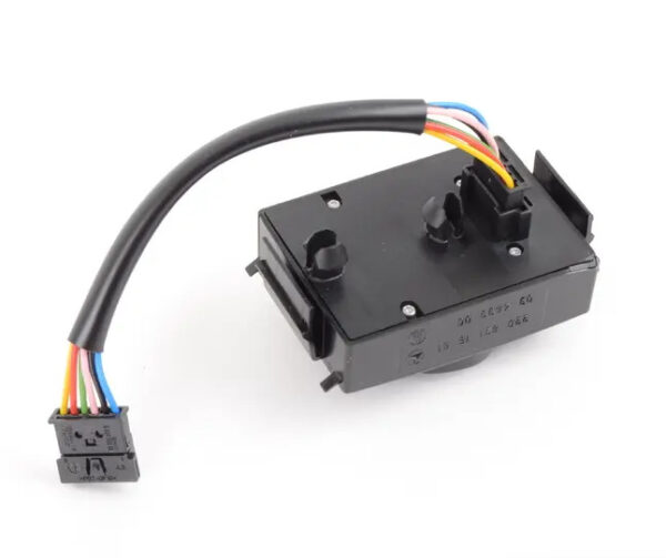 A22082115517C45 - NEW MB S W220 FRONT LEFT MIRROR ADJUSTMENT SWITCH LHD A22082115517C45 ORIGINAL