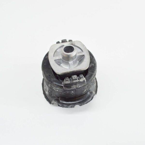 A2213511642 - NEW MB S W221 REAR SUBFRAME MOUNTING RUBBER BUSHING A2213511642 ORIGINAL