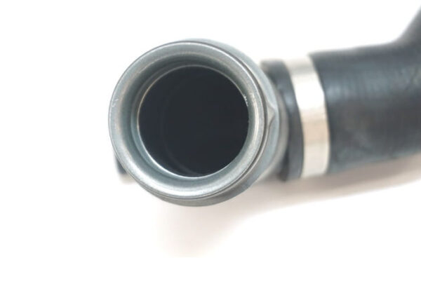 A2215011984 - MERCEDES-BENZ S W221 AMG RADIATOR HOSE LOWER A2215011984 NEW GENUINE