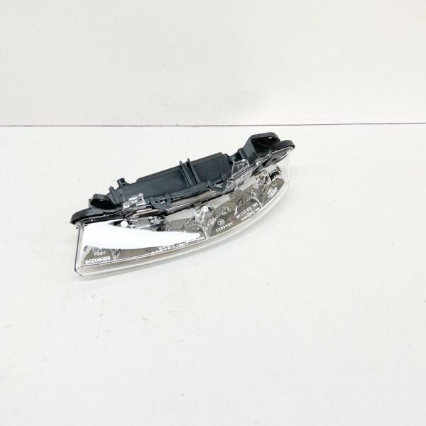 A2218201856 - NEW MERCEDES-BENZ S-CLASS W221 FRONT RIGHT RUNNING DAY LIGHT A2218201856