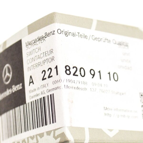 A2218209110 - NEW MERCEDES BENZ C-CLASS C204 WASHER FLUID LEVEL SENSOR A2218209110 ORIGINAL