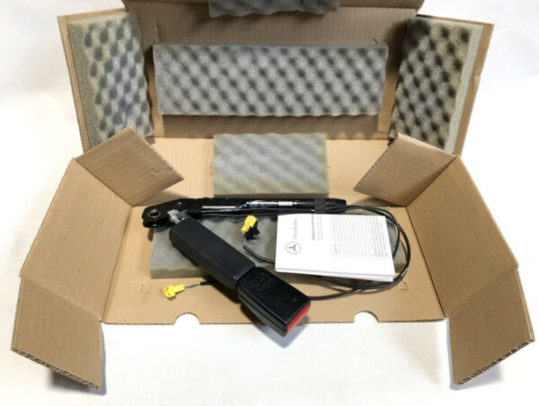 A22186017699051 - NEW MERCEDES-BENZ S W221 FRONT LEFT SEAT BUCKLE A22186017699051