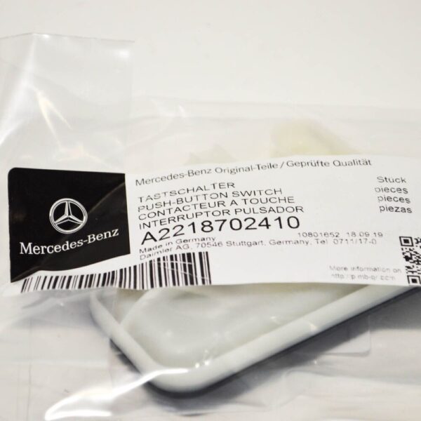 A2218702410 - NEW MERCEDES E W212 REAR SWITCH A2218702410 TAILGATE TRUNK RELEASE