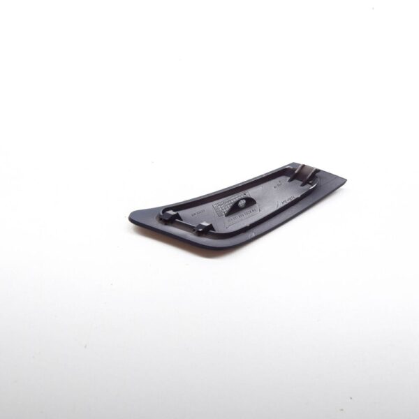 A22188506229999 - MERCEDES-BENZ S W221 FRONT BUMPER RIGHT SCREW COVER A22188506229999 NEW GENUINE