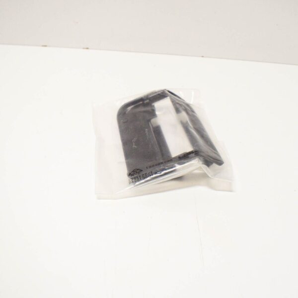 A22191904209051 - NEW MB S W221 SEAT FRONT RIGHT INSIDE TRACK COVER A22191904209051