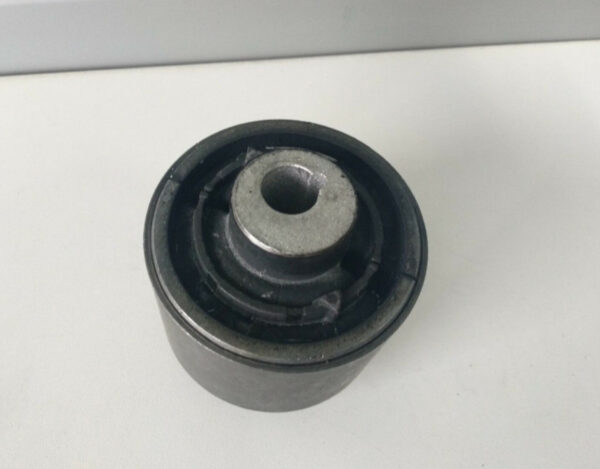 A2223331500 - NEW MB S W222 FRONT LOWER CONTROL ARM INNER BUSHING A2223331500 ORIGINAL
