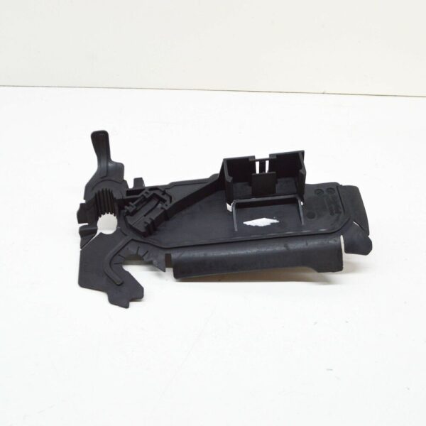 A2225050040 - NEW MERCEDES-BENZ S W222 LEFT RADIATOR AIR DUCT GUIDE HOLDER A2225050040