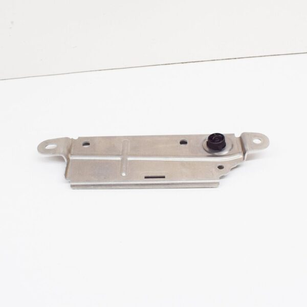 A2225452000 - NEW MB S W222 REMOTE TRUNK CLOSING CONTROL UNIT BRACKET A2225452000 ORIGINAL