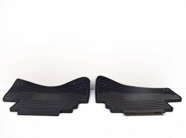 A22268050489G33 - NEW MERCEDES-BENZ S W222 REAR FLOOR MAT SET A22268050489G33 ORIGINAL