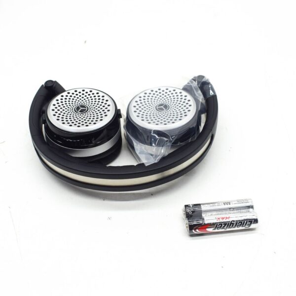 A222820500164 - NEW MERCEDES-BENZ S W222 HEADPHONES A222820500164 ORIGINAL