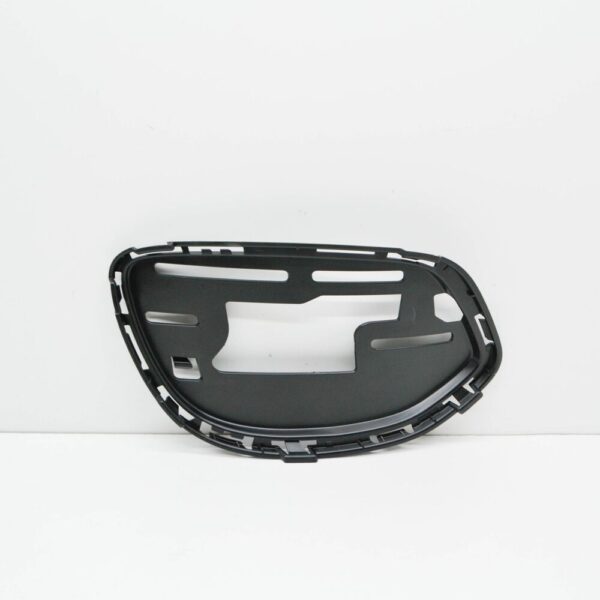 A2228855001 - NEW MB S W222 FRONT BUMPER LEFT GRILLE BRACKET COVER A2228855001