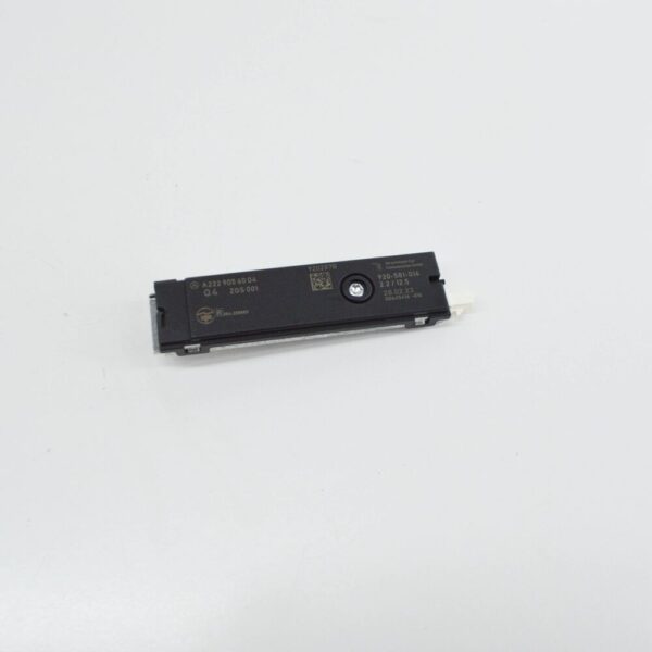 A2229056004 - NEW MERCEDES-BENZ ML W166 REAR TOP RIGHT ANTENNA AMPLIFIER A2229056004 ORIGINAL