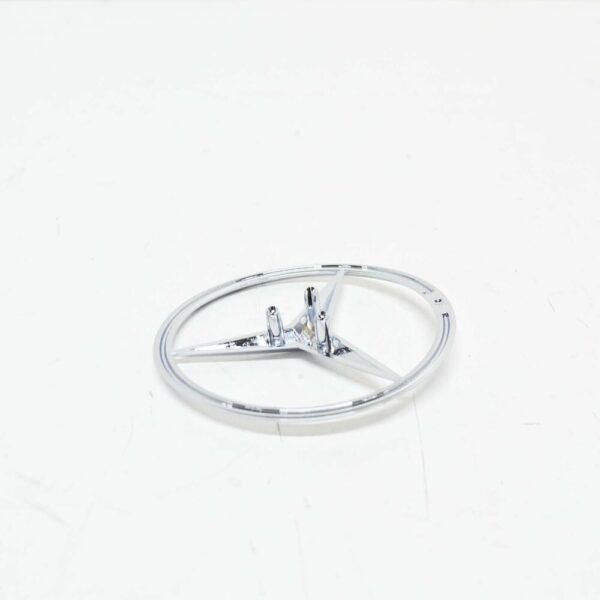 A2307580058 - NEW MERCEDES BENZ SL R230 REAR EMBLEM LOGO BADGE A2307580058 ORIGINAL