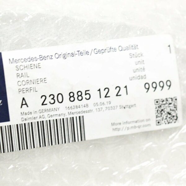 A23088512219999 - Mercedes Benz C-Class W203 W204 2007 2014 Genuine Front Right Rail Guide
