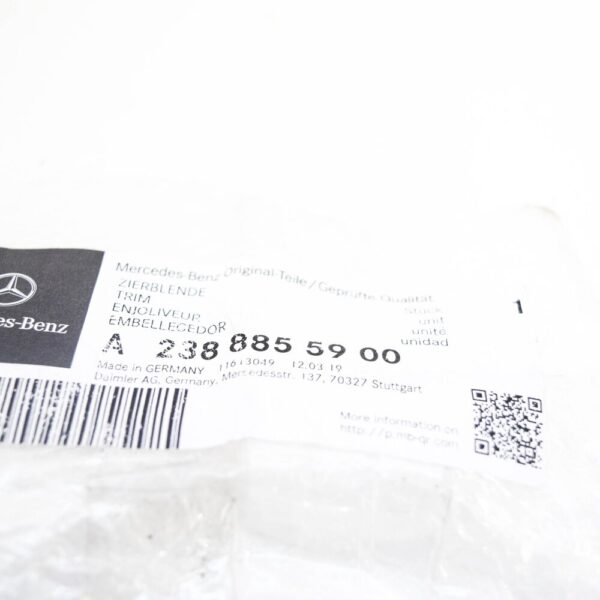 A2388855900 - NEW MB E C238 FRONT BUMPER LOWER CENTER CHROME MOULDING A2388855900