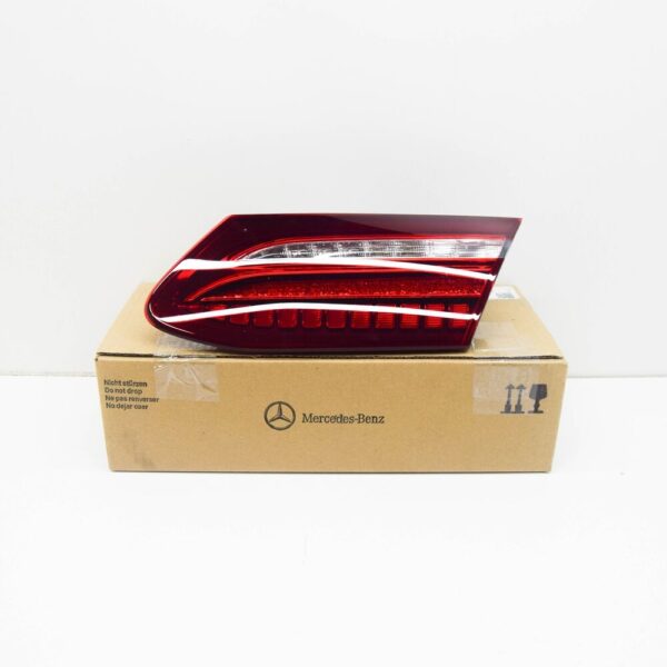 A2389062400 - NEW MERCEDES-BENZ E COUPE C238 REAR RIGHT TAILGATE TAILLIGHT A2389062400