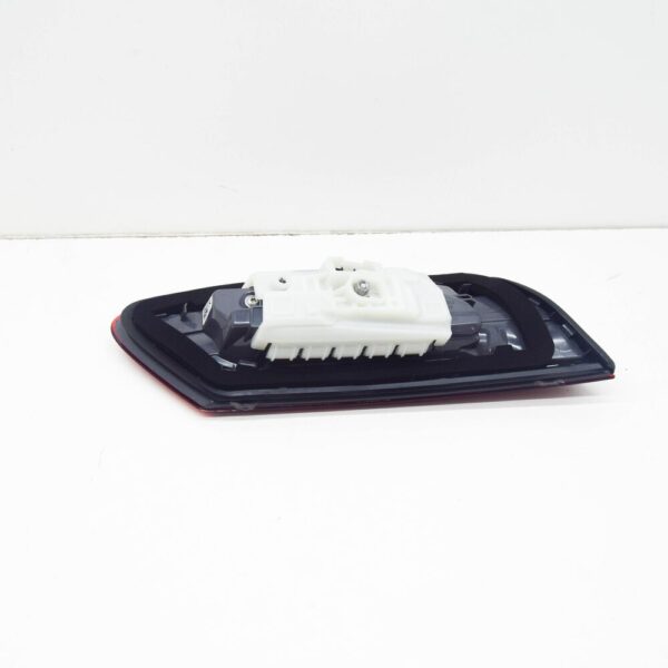 A2389062400 - NEW MERCEDES-BENZ E COUPE C238 REAR RIGHT TAILGATE TAILLIGHT A2389062400