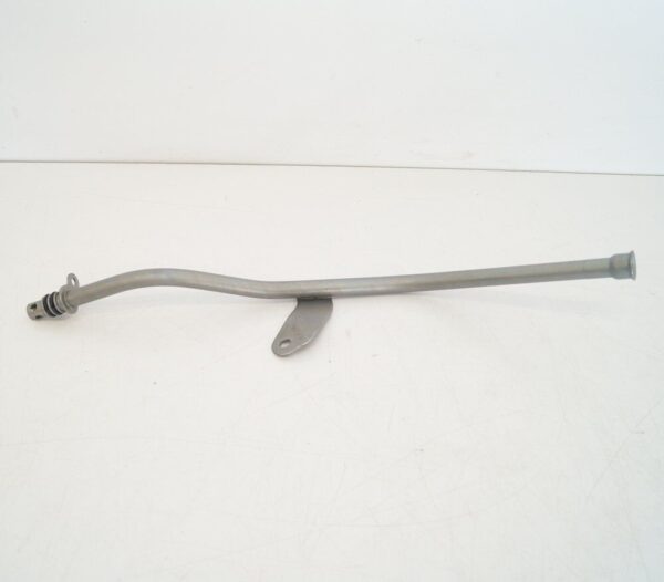 A2463700384 - NEW MERCEDES-BENZ B-CLASS W246 OIL FILLER PIPE A2463700384 2012 ORIGINAL