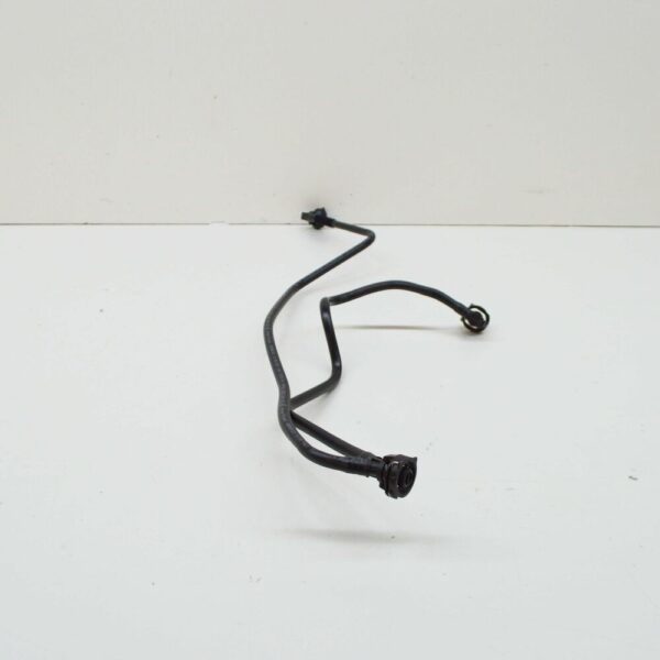A2465010325 - NEW MERCEDES-BENZ A W176 ENGINE COOLANT RESERVOIR HOSE A2465010325
