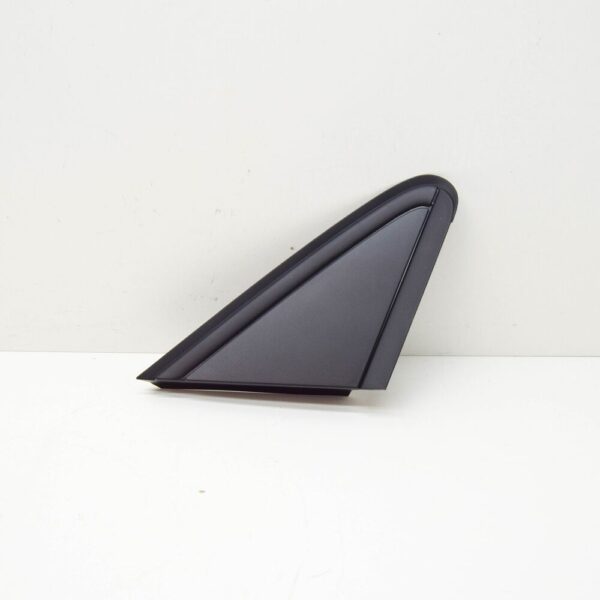 A2466901687 - NEW MERCEDES-BENZ B W246 RIGHT WINDOW TRIANGLE TRIM A2466901687 ORIGINAL