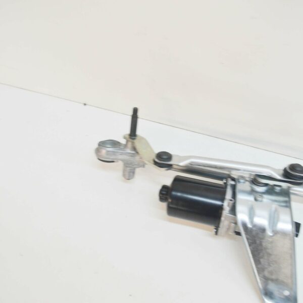 A2468200040 - NEW MERCEDES-BENZ B W246 FRONT WINDSHIELD WIPER SYSTEM LHD A2468200040