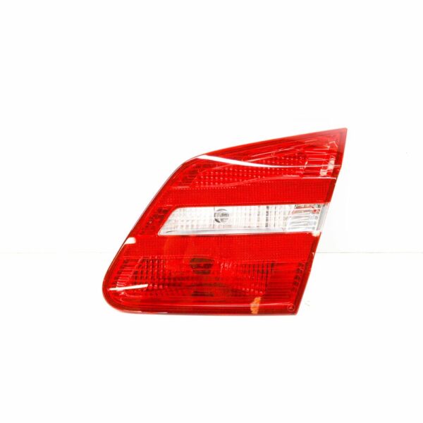 A2468200864 - NEW MERCEDES-BENZ B W246 REAR RIGHT INNER TAIL LIGHT A2468200864