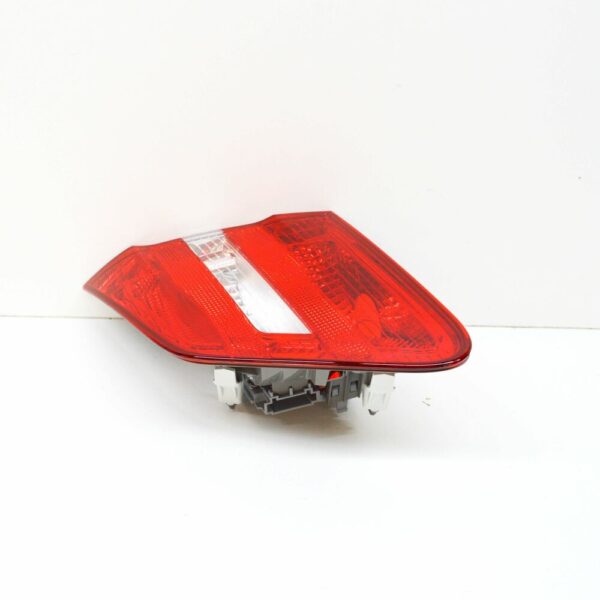 A2468200864 - NEW MERCEDES-BENZ B W246 REAR RIGHT INNER TAIL LIGHT A2468200864