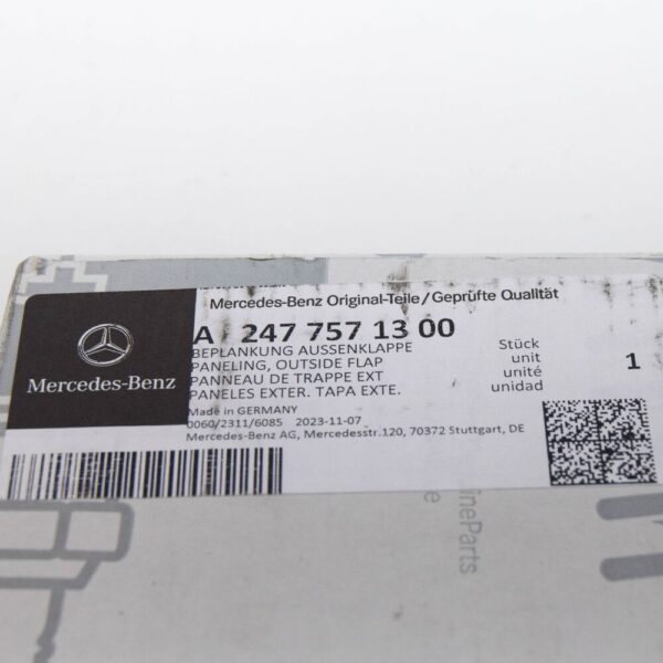 A2477571300 - MERCEDES-BENZ GLA H247 Fuel Tank Filler Flap A2477571300 NEW GENUINE