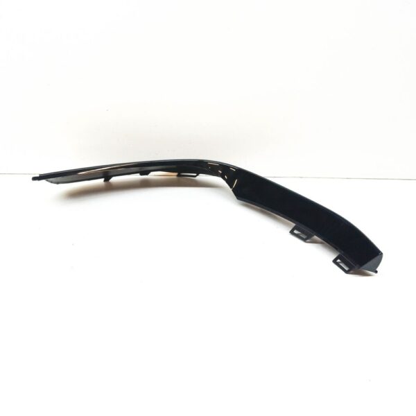 A2478852806 - MB GLA H247 front bumper right upper molding A2478852806 original