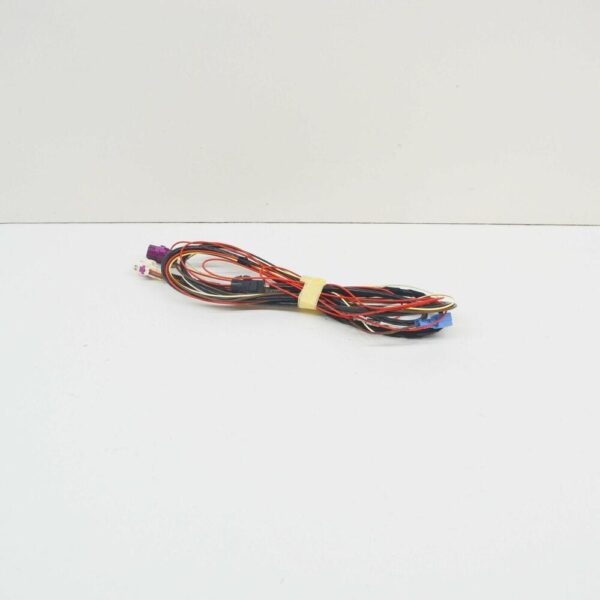 A2535404021 - MB X253 USB Connector Authentic Wiring A2535404021