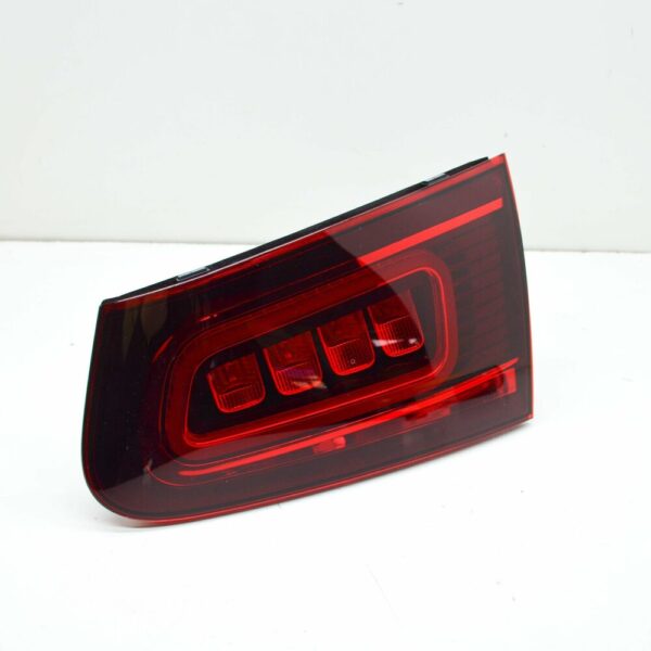 A2539060102 - NEW MB GLC C253 REAR LEFT TAILGATE TRUNK TAILLIGHT LAMP A2539060102