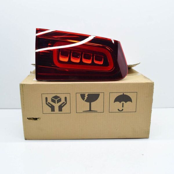 A2539062303 - NEW MB GLC COUPE C253 REAR LEFT TRUNK BOOTLID TAILLIGHT A2539062303 ORIGINAL