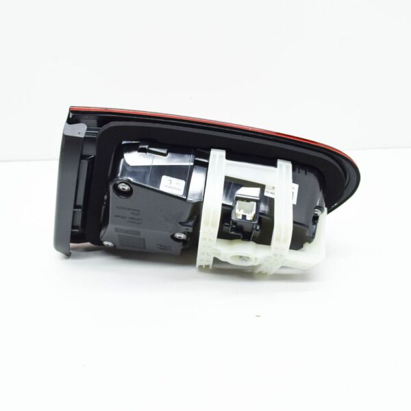 A2539062303 - NEW MB GLC COUPE C253 REAR LEFT TRUNK BOOTLID TAILLIGHT A2539062303 ORIGINAL
