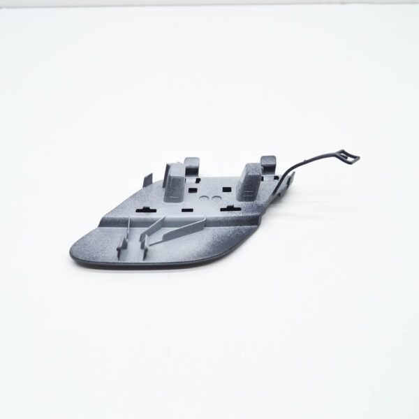 A25788596009999 - NEW MERCEDES-BENZ CLS C257 REAR BUMPER TOW EYE COVER A25788596009999 ORIGINAL