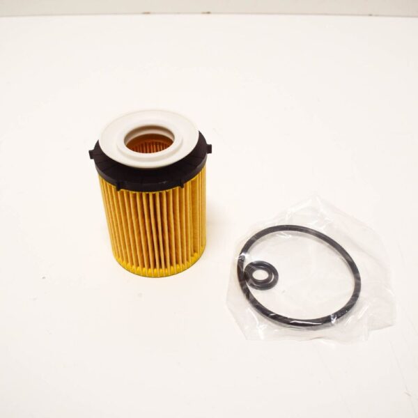 A2701800109 - NEW MERCEDES-BENZ W205 2.0I ENGINE OIL FILTER A2701800109 OEM