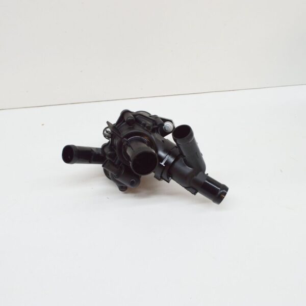 A2702002200 - NEW MERCEDES-BENZ GLA X156 THERMOSTAT A2702002200