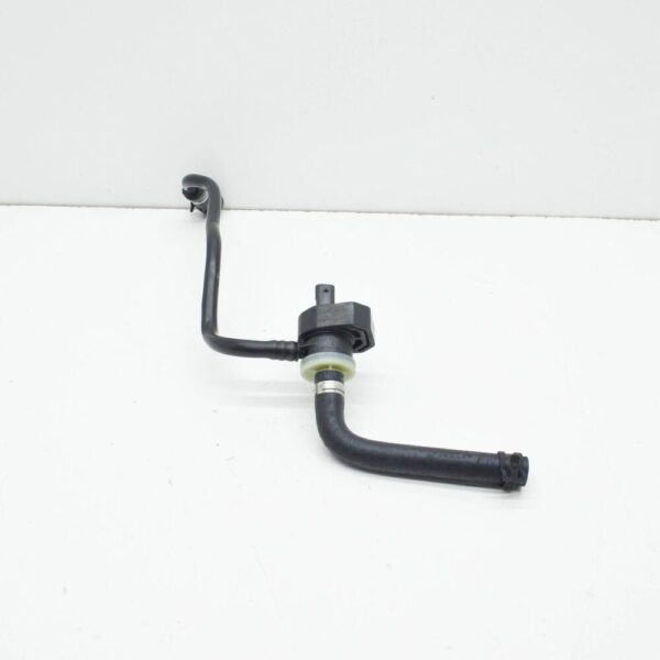 A2740187201 - NEW MERCEDES BENZ GLC C253 ENGINE BREATHING VENT LINE A2740187201 / A2740186700