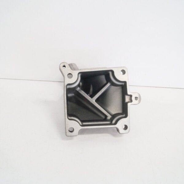 A2762230004 - NEW MB C-CLASS W205 C300 ENGINE BRACKET RIGHT SIDE A2762230004 2015OEM