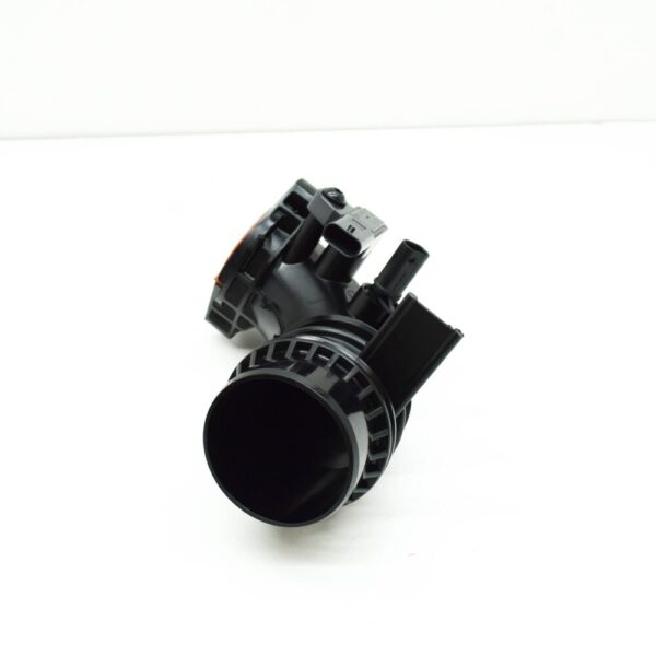 A2820905700 - NEW MERCEDES-BENZ A W177 INTERMEDIATE PIPE A2820905700