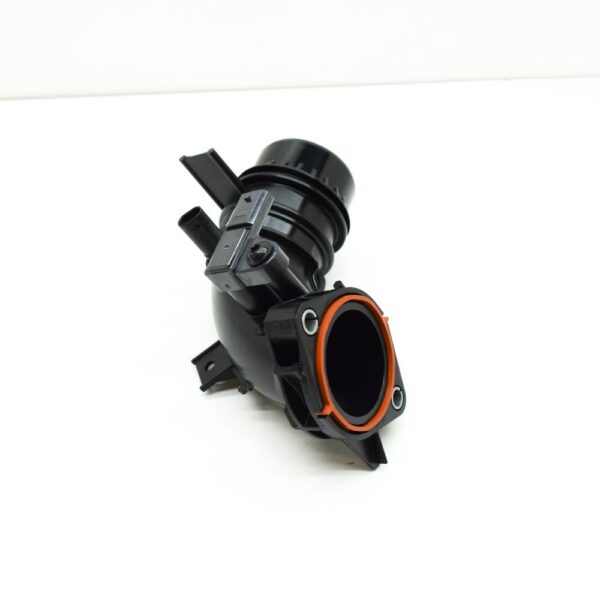 A2820905700 - NEW MERCEDES-BENZ A W177 INTERMEDIATE PIPE A2820905700