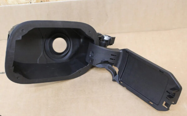 A2926307900 - Mercedes-Benz GLE C292 fuel tank filling right housing Ori