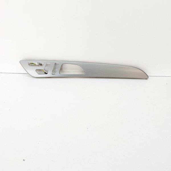 A2927203201 - NEW MERCEDES-BENZ GLE C292 FRONT RIGHT DOOR PANEL TRIM STRIP A2927203201