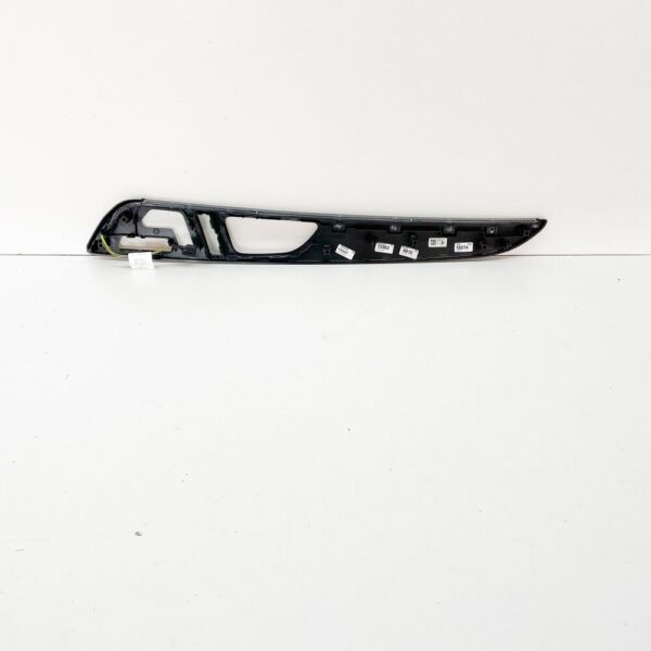 A2927203201 - NEW MERCEDES-BENZ GLE C292 FRONT RIGHT DOOR PANEL TRIM STRIP A2927203201