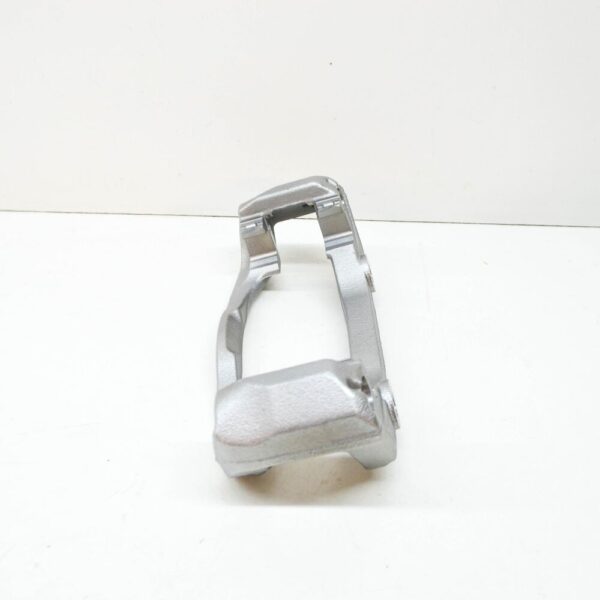 A4474200115 - MB VITO Tourer W447 caliper mount front right A4474200115 NEW REAL