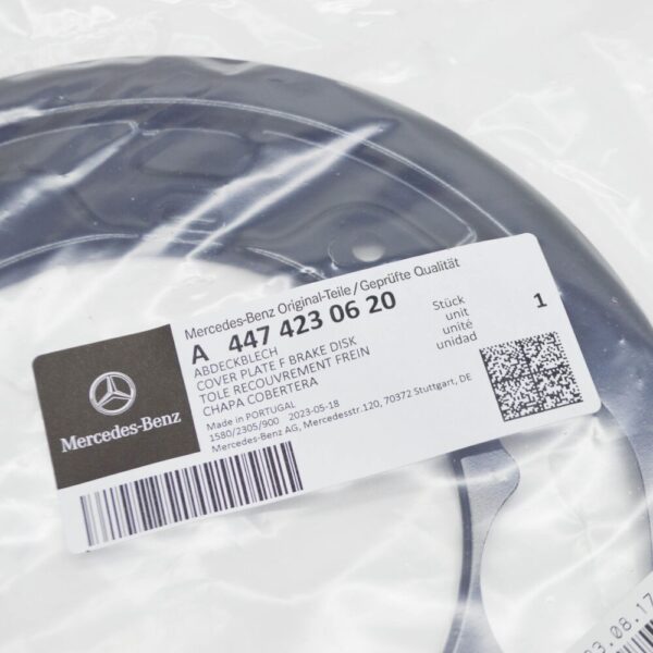 A4474230620 - MERCEDES-BENZ VITO W447 FRONT RIGHT BRAKE DISC COVER A4474230620 NEW GENUINE