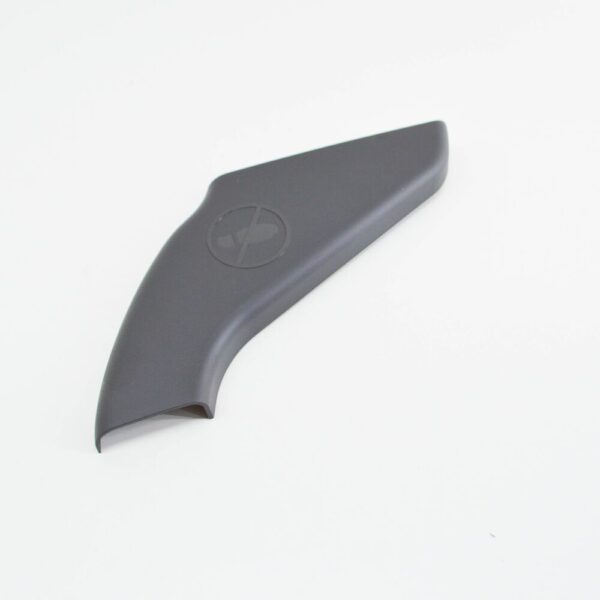 A44769801899051 - NEW MB VITO W447 RIGHT LOWER DOOR SLIDE MOLDING A44769801899051 ORIGINAL
